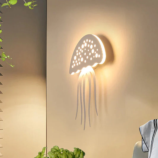 CoralGlimmer – Underwater Jellyfish Wall Lamp