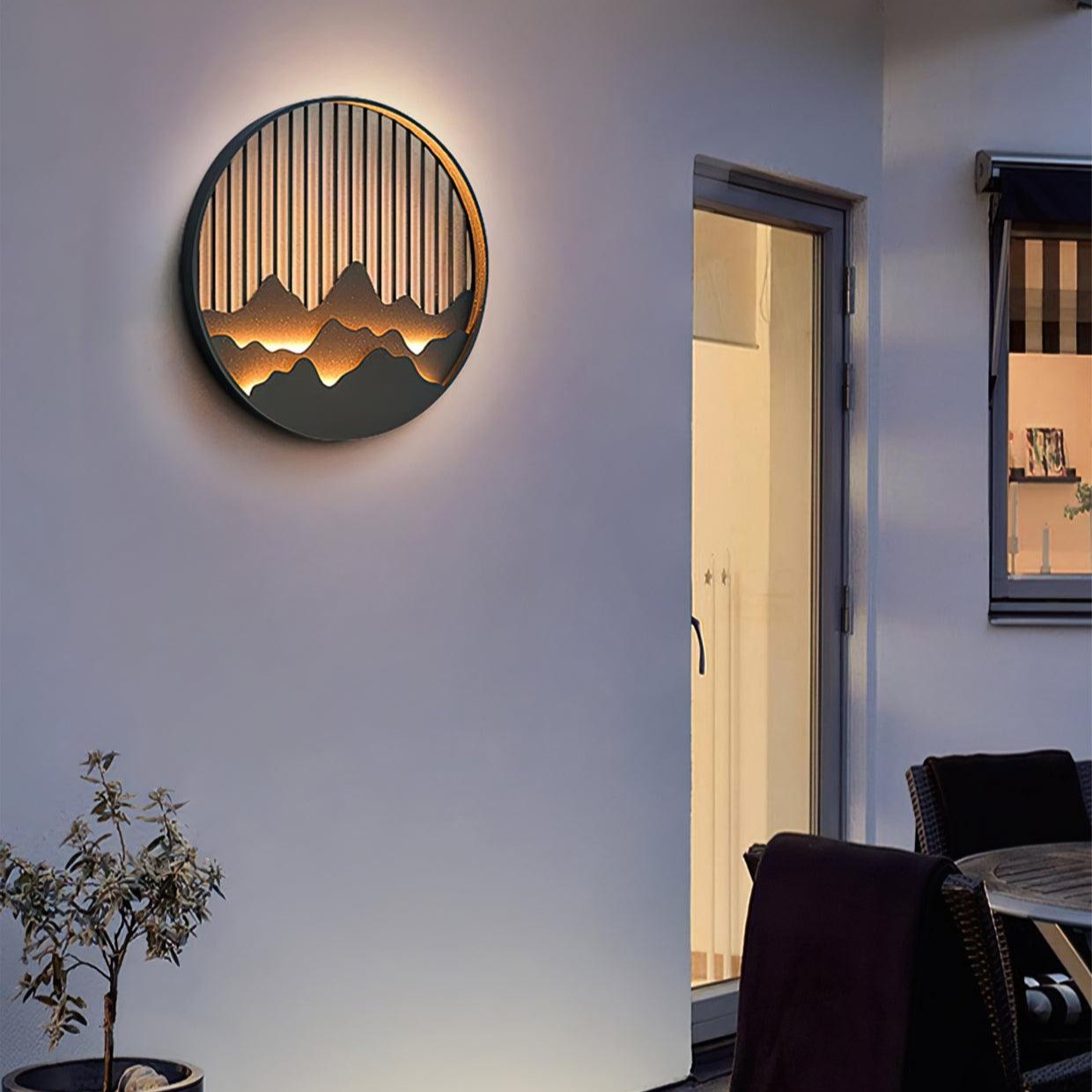 SummitGlow – Elegante Außenwandleuchte