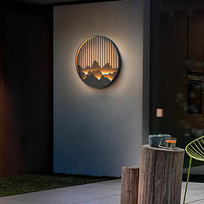 SummitGlow – Elegante Außenwandleuchte