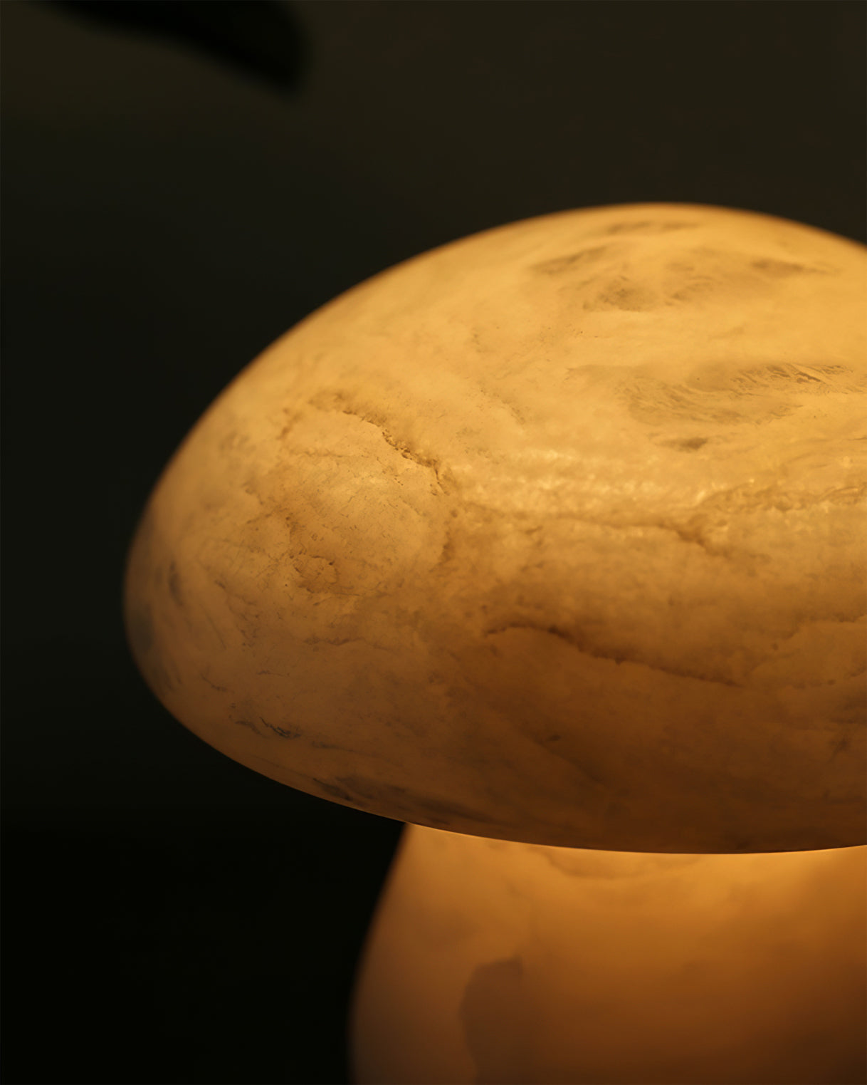 LuminousMushroom - Stylish Alabaster Lamp