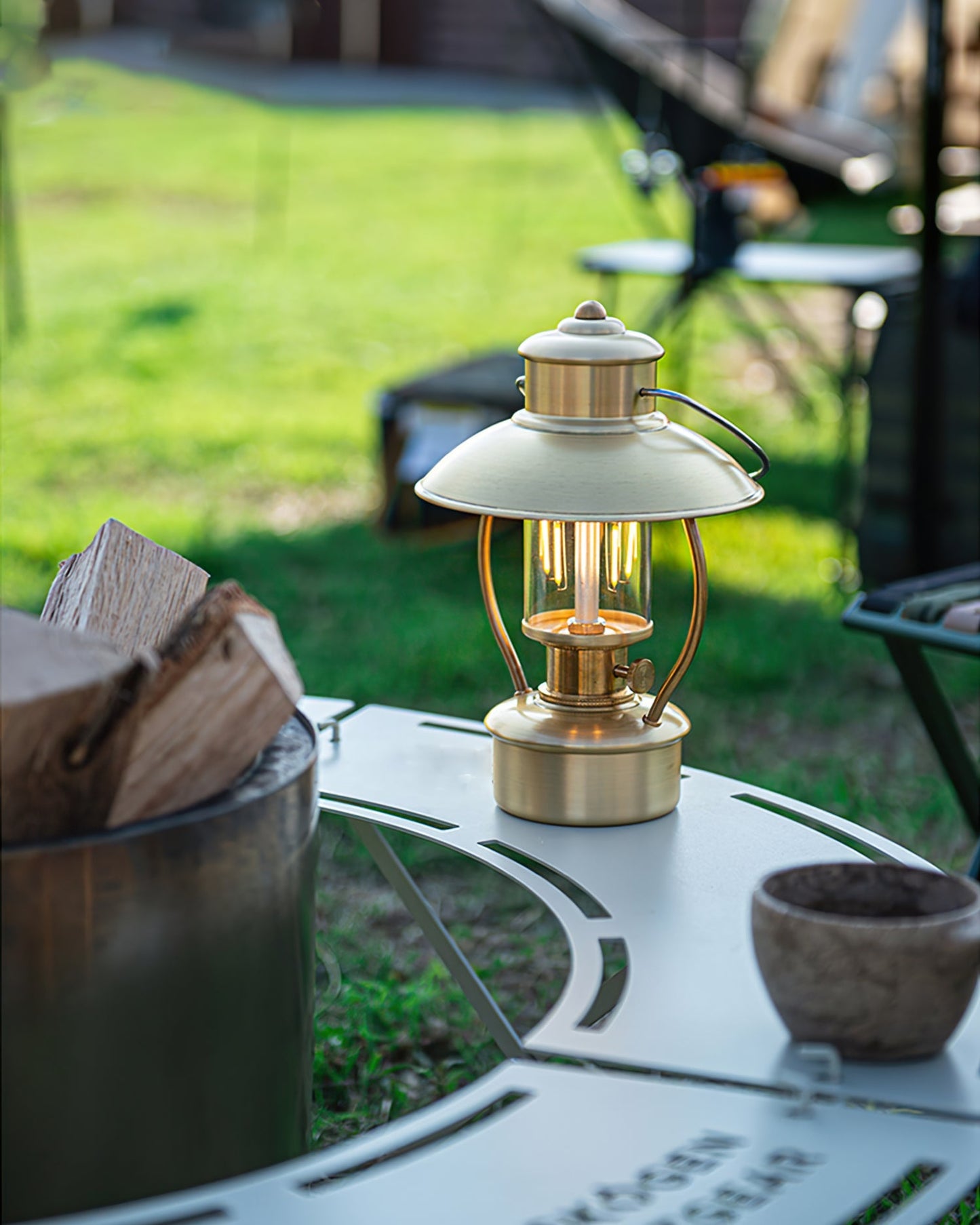 VividRadiance - Garden Lamp