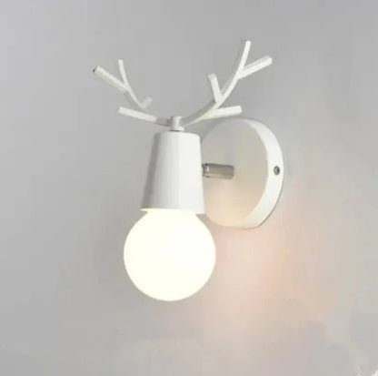 AntlerLuxe - Chic Wall Sconce