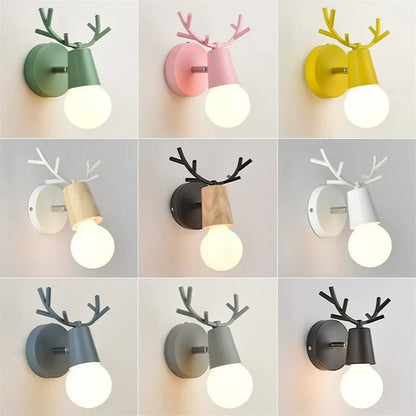 AntlerLuxe - Chic Wall Sconce