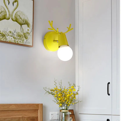 BrightStag - Elegant Antler-Themed Wall Light