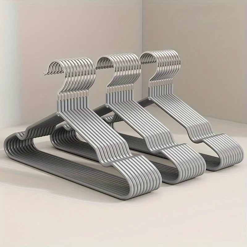 NostalgiaHanger | Elegant Retro Clothes Hangers Set of 10 1