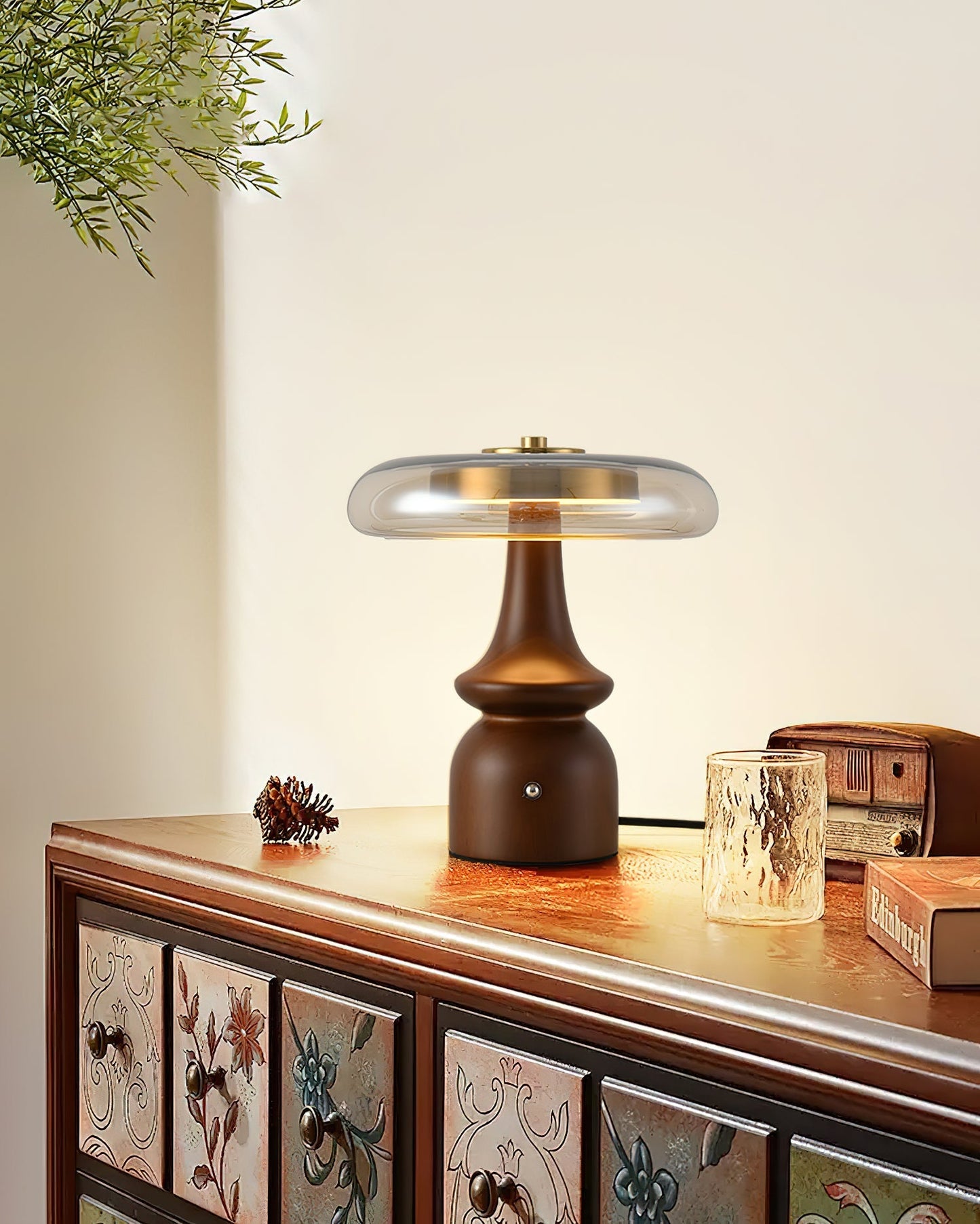 GlowSphere – Lampada d'accento moderna in ambra e fumo