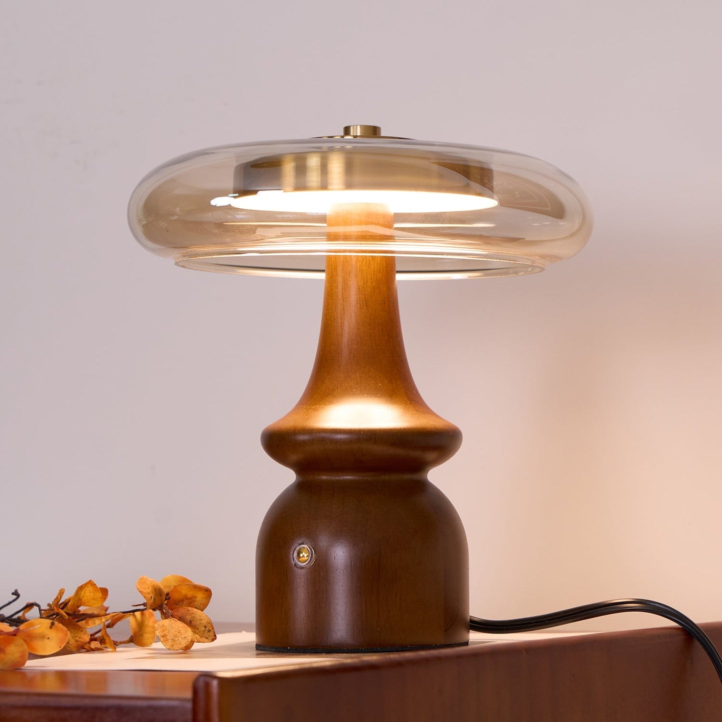 GlowSphere – Lampada d'accento moderna in ambra e fumo