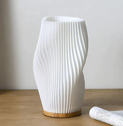CalmGlow – Elegante Wave-Tischlampe