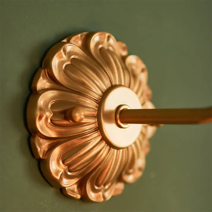 BloomLume – Vintage Flower Glass Wall Light