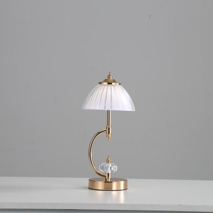 GleamAura – Vintage Crystal Lamp