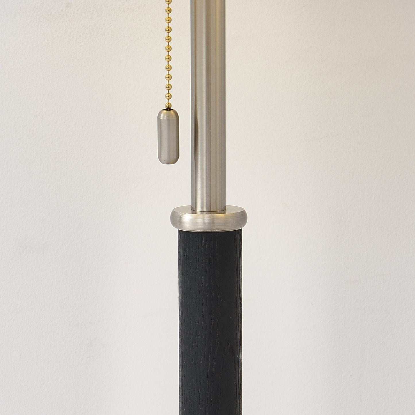 OrchidLite - Stijlvolle Tafel Lamp met Moderne Stofkap