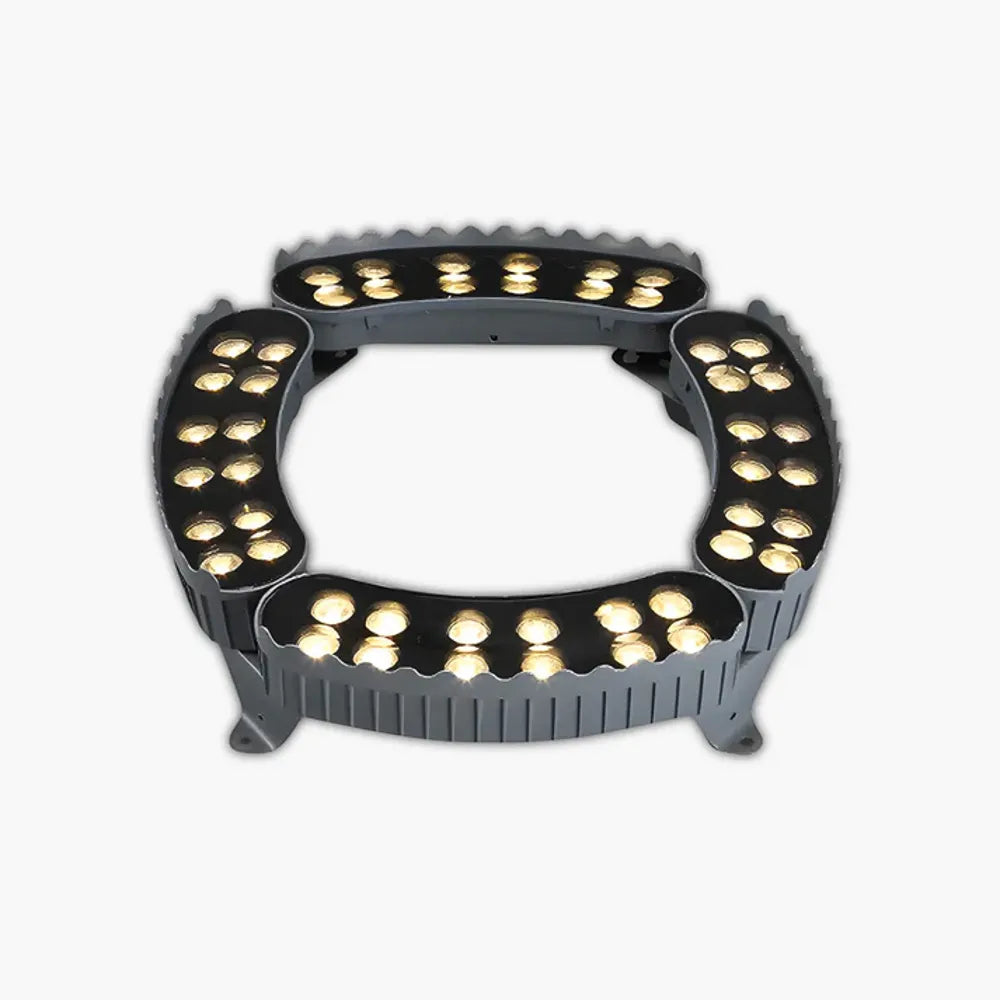 Outdoor spotlight for tree 0