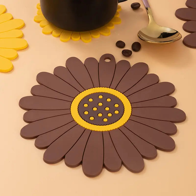 PVC Heat Resistant Sunflower Table Mat 2
