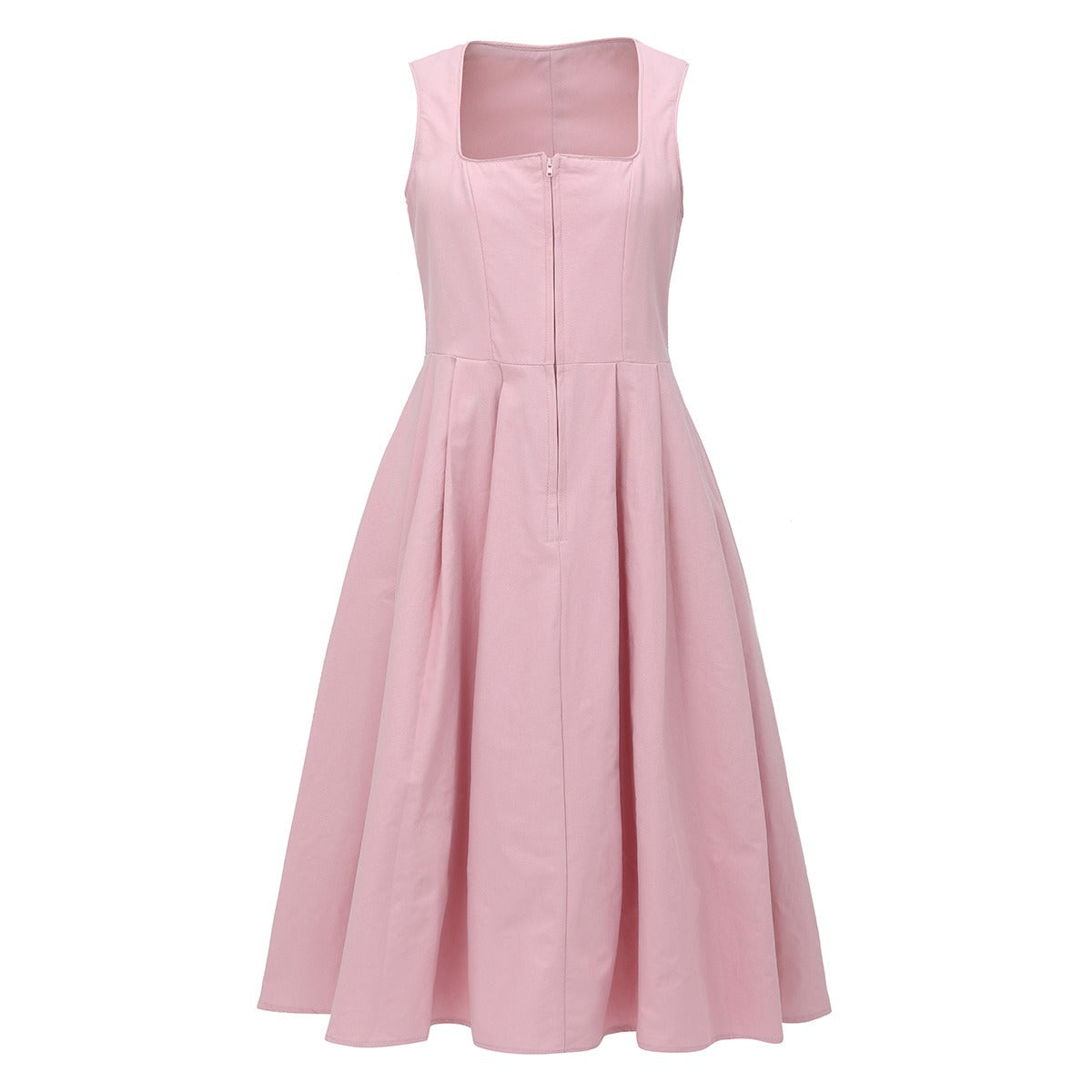 Pale pink dirndl in vintage style – Oktoberfest | Romantic Wiesn outfit for stylish appearances 3