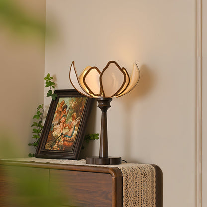 PaulineBeam - Modern Table Lamp