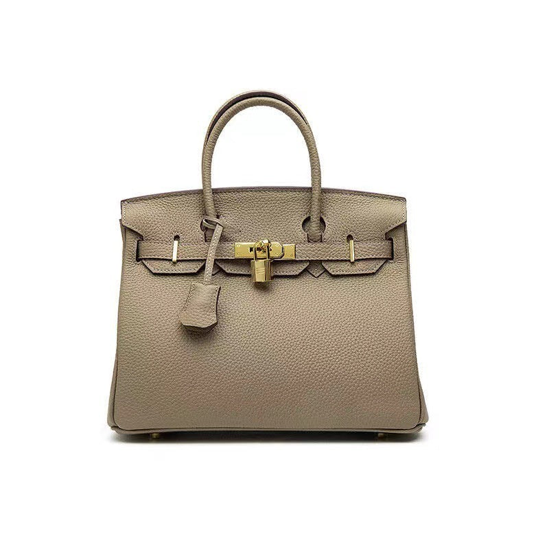 Premium Cowhide Leather Handbag with Zipped Pockets – Stylish and Durable Accessory for Every Occasion 14