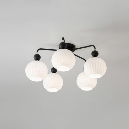 LuxeAura - Deckenlampe mit von Renee inspiriertem Design und warmem Licht