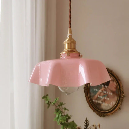 RadiantBrass – Sophisticated Pendant Light