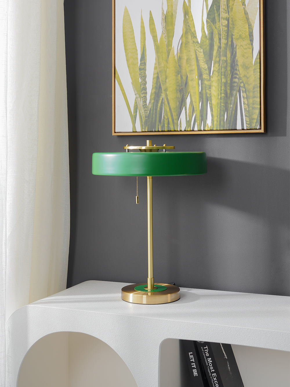 ElegantGlow – Lampada da Tavolo in Metallo e Acrilico Senza Tempo