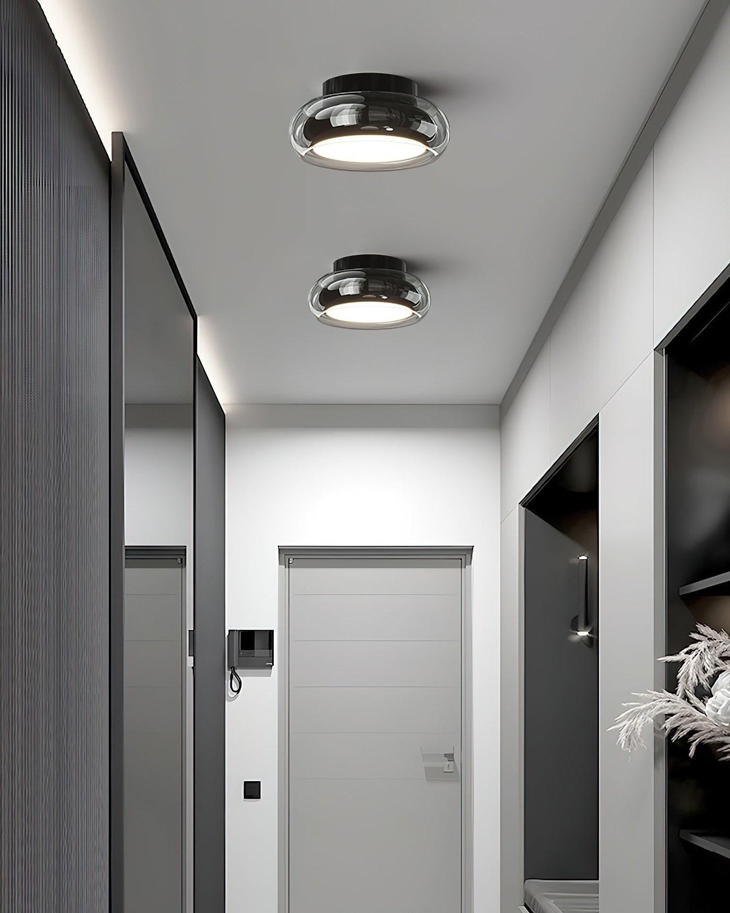 RichardBeam - Modern Ceiling Lamp with Subtle Lighting and Elegant Shape