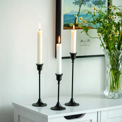 DreamLight – Elegantes Portavelas Dorados