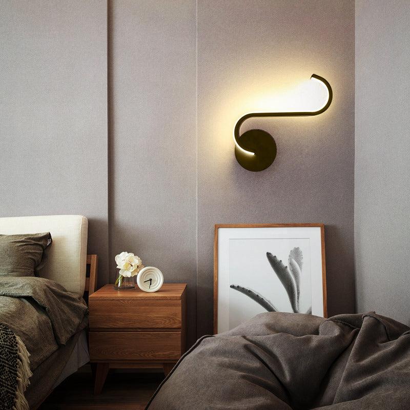 AluGlow – Contemporary LED Wall Lamp with Curved Aluminium