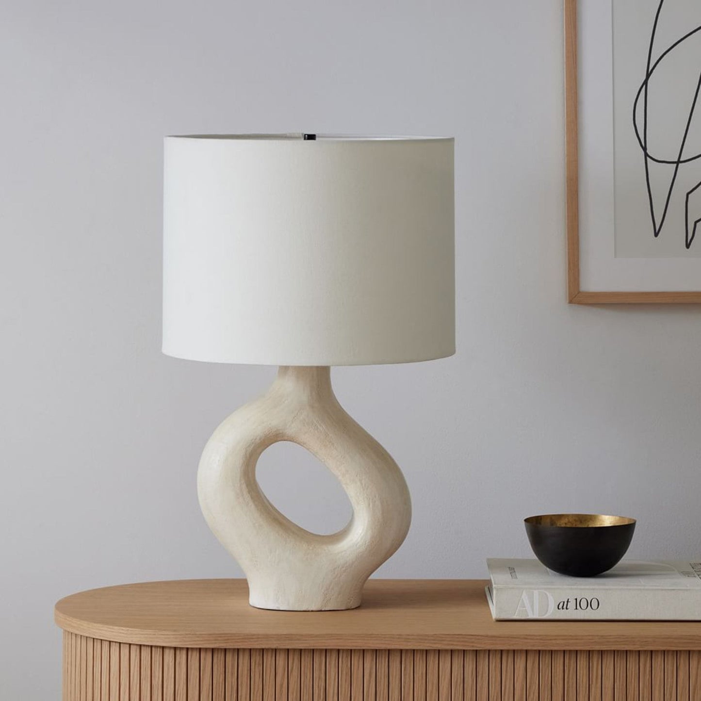 SculptGlow – Resin Table Lamp with Soft Linen Shade