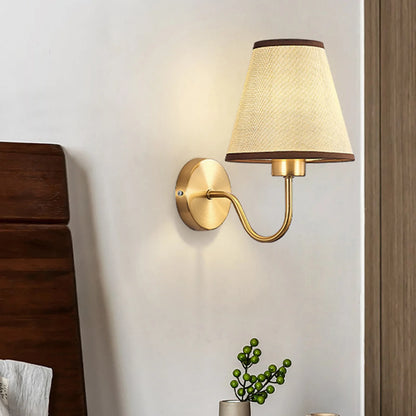 RusticGlow - Wandlamp van Stof in Amerikaanse Stijl