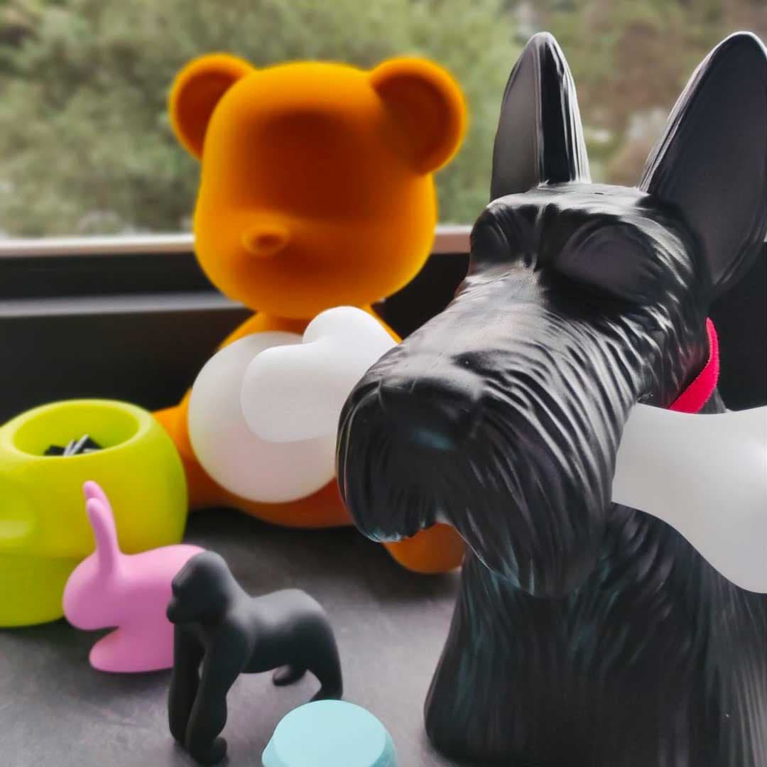 PuppyShine – Lampada da tavolo LED con Scottie Dog giocoso