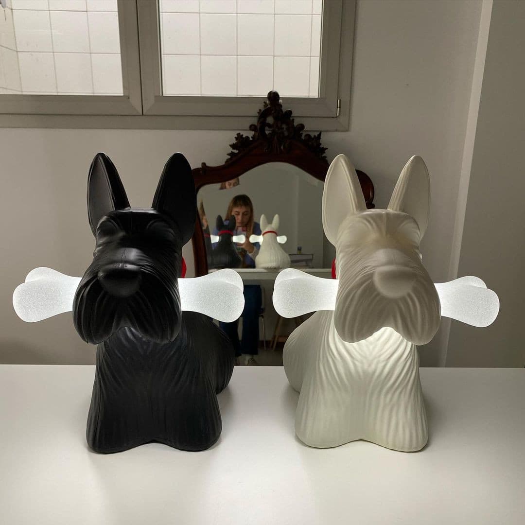 PuppyShine – Lampada da tavolo LED con Scottie Dog giocoso