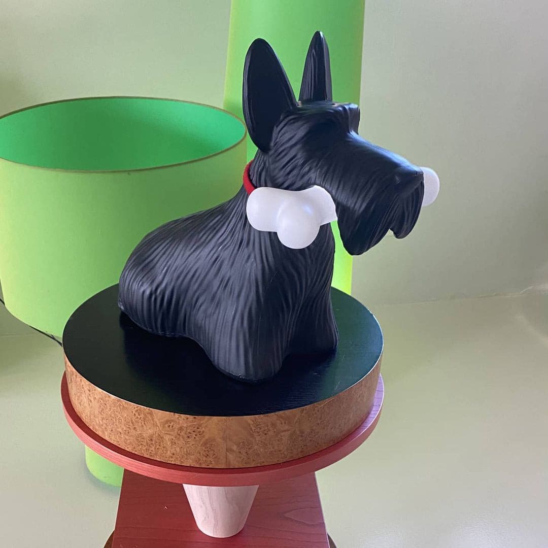 PuppyShine – Lampada da tavolo LED con Scottie Dog giocoso