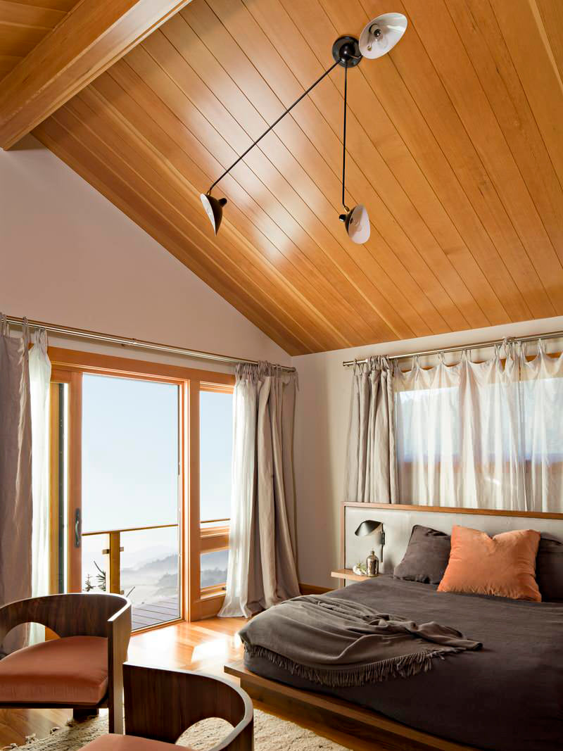 LuxeAura - Ceiling Lamp with Serge-Inspired Design and Refined Light