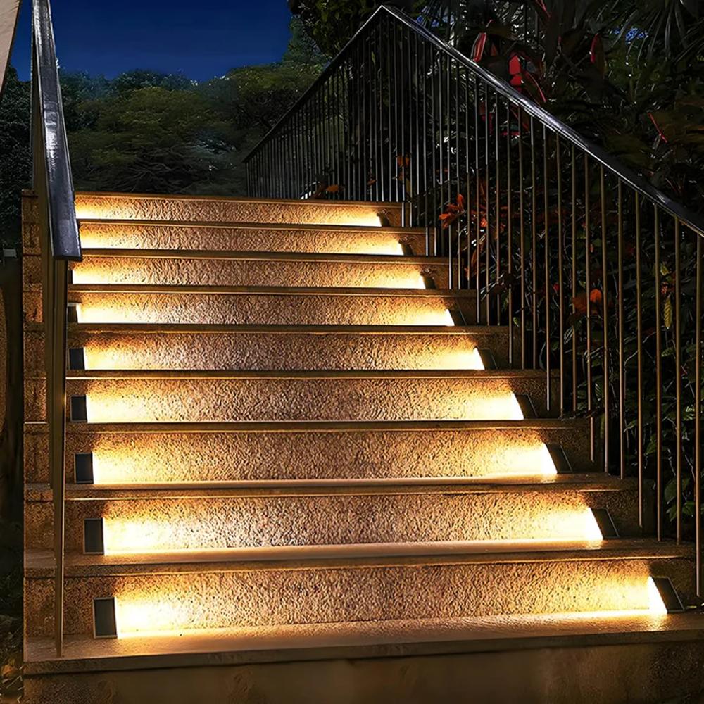 Solar lamps for outdoor stairs 1