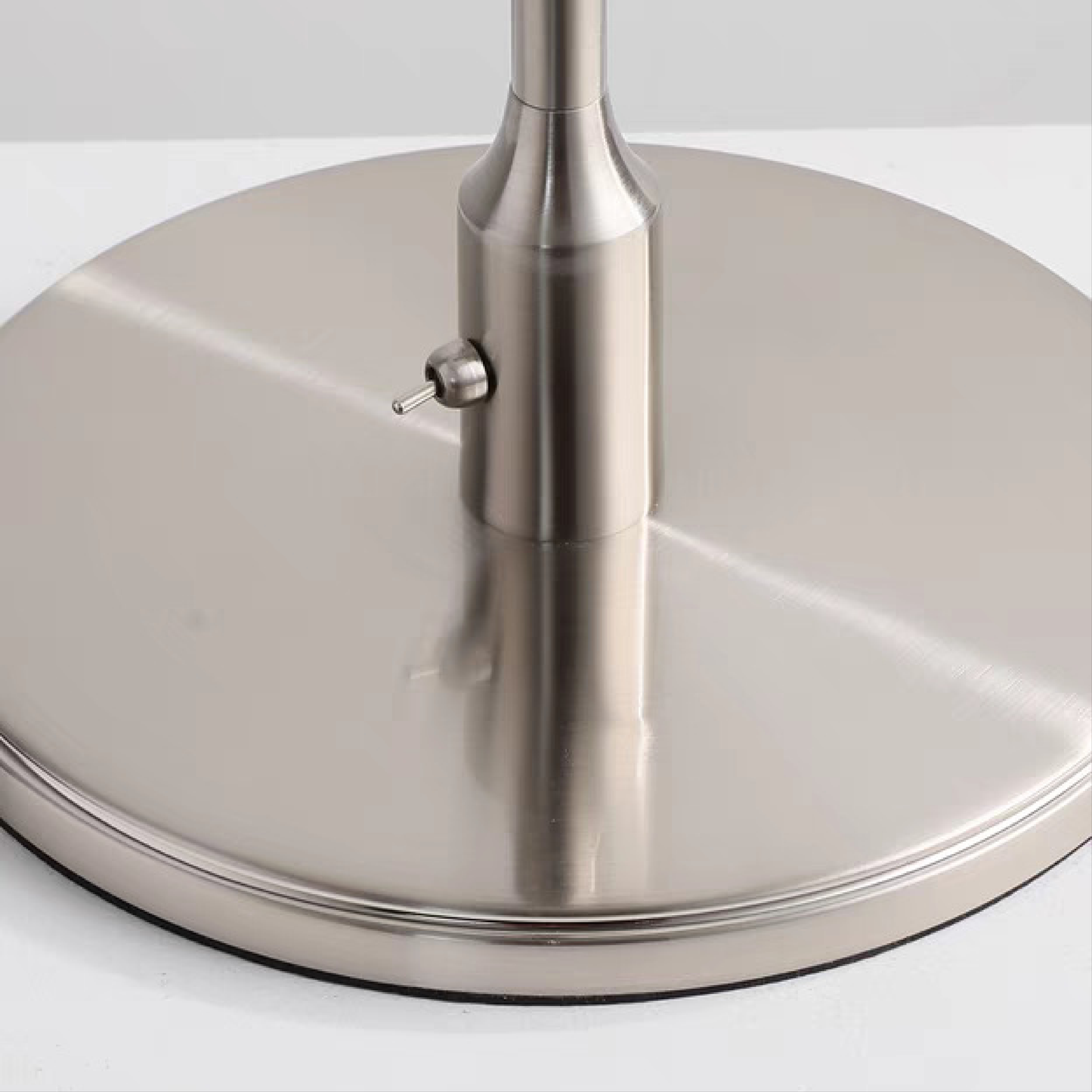 Swedish design table lamp 4