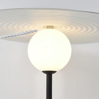 LuxeHarmony - Table Lamp with Subtle Elegance and Warm Light Spread