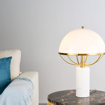 LuxeGlow – Lampada in Vetro con Finitura Dorata e Base in Marmo