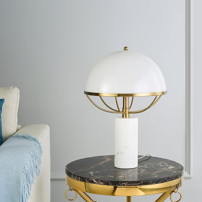 LuxeGlow – Lampada in Vetro con Finitura Dorata e Base in Marmo