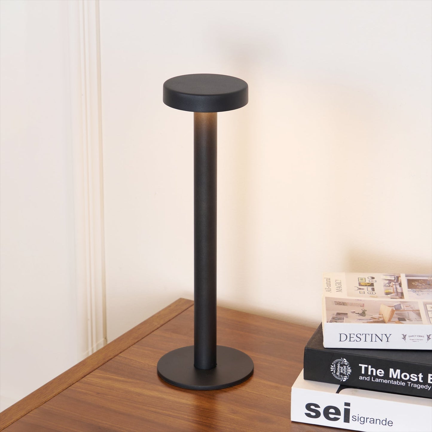 LumoMag - Draagbare Tafel Lamp met Magnetische Basis