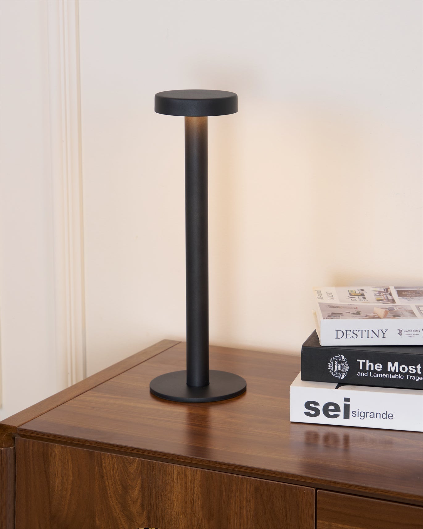 LumoMag - Draagbare Tafel Lamp met Magnetische Basis