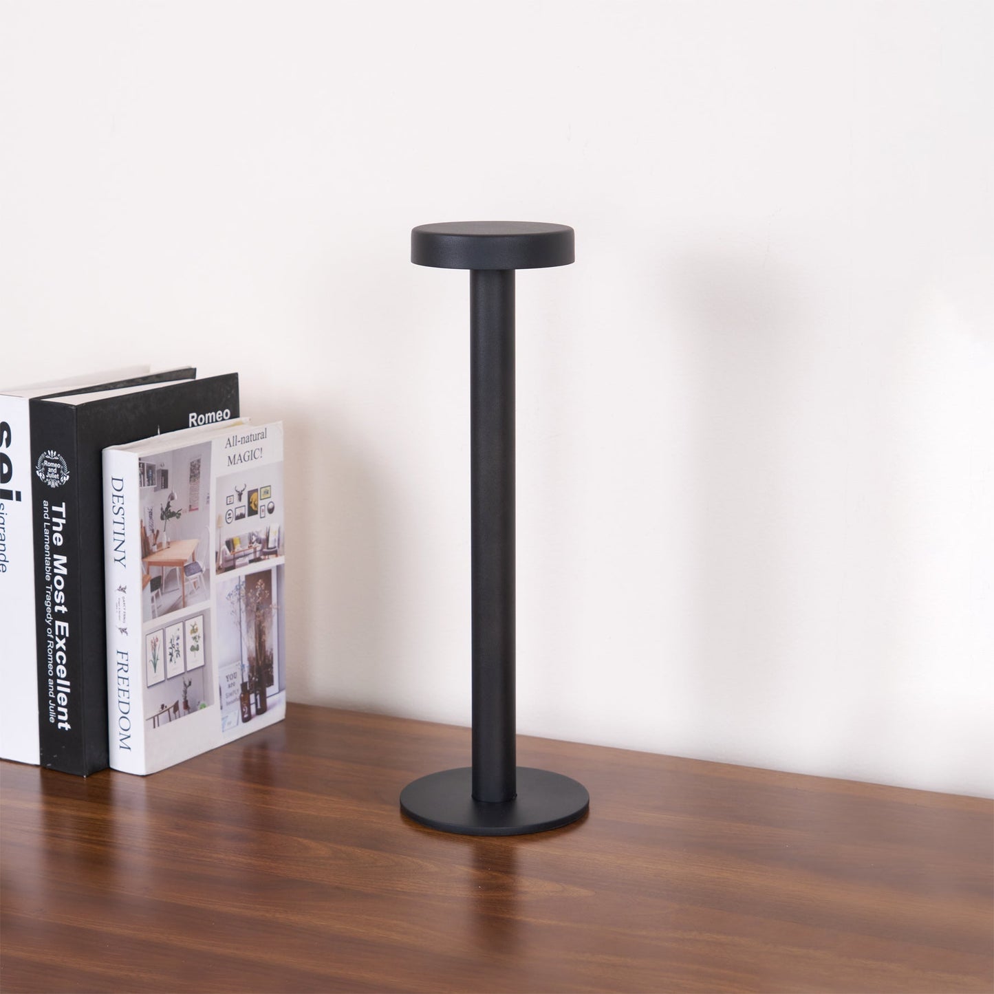 LumoMag - Draagbare Tafel Lamp met Magnetische Basis