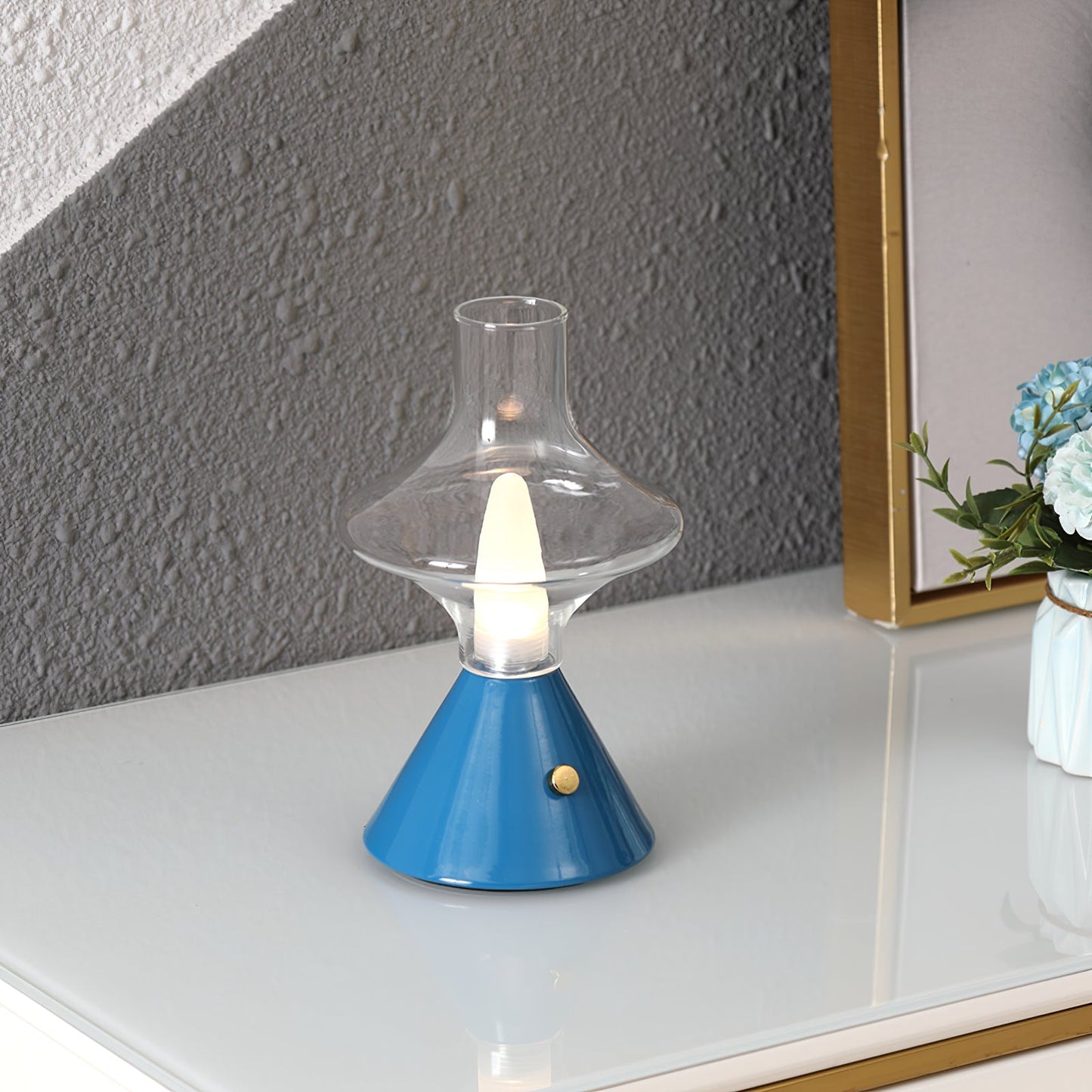 SpotLite - Rechargeable Table Lamp
