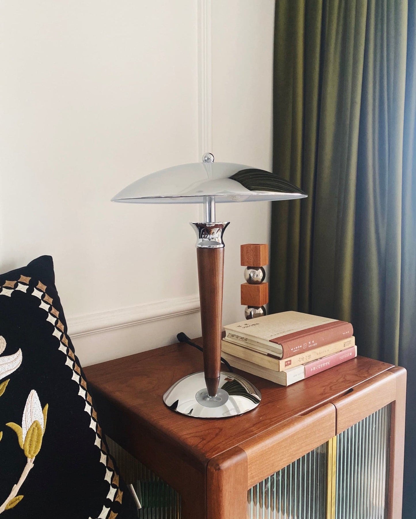 MinimalGlow - Scandinavian Pastel-Coloured Table Lamp