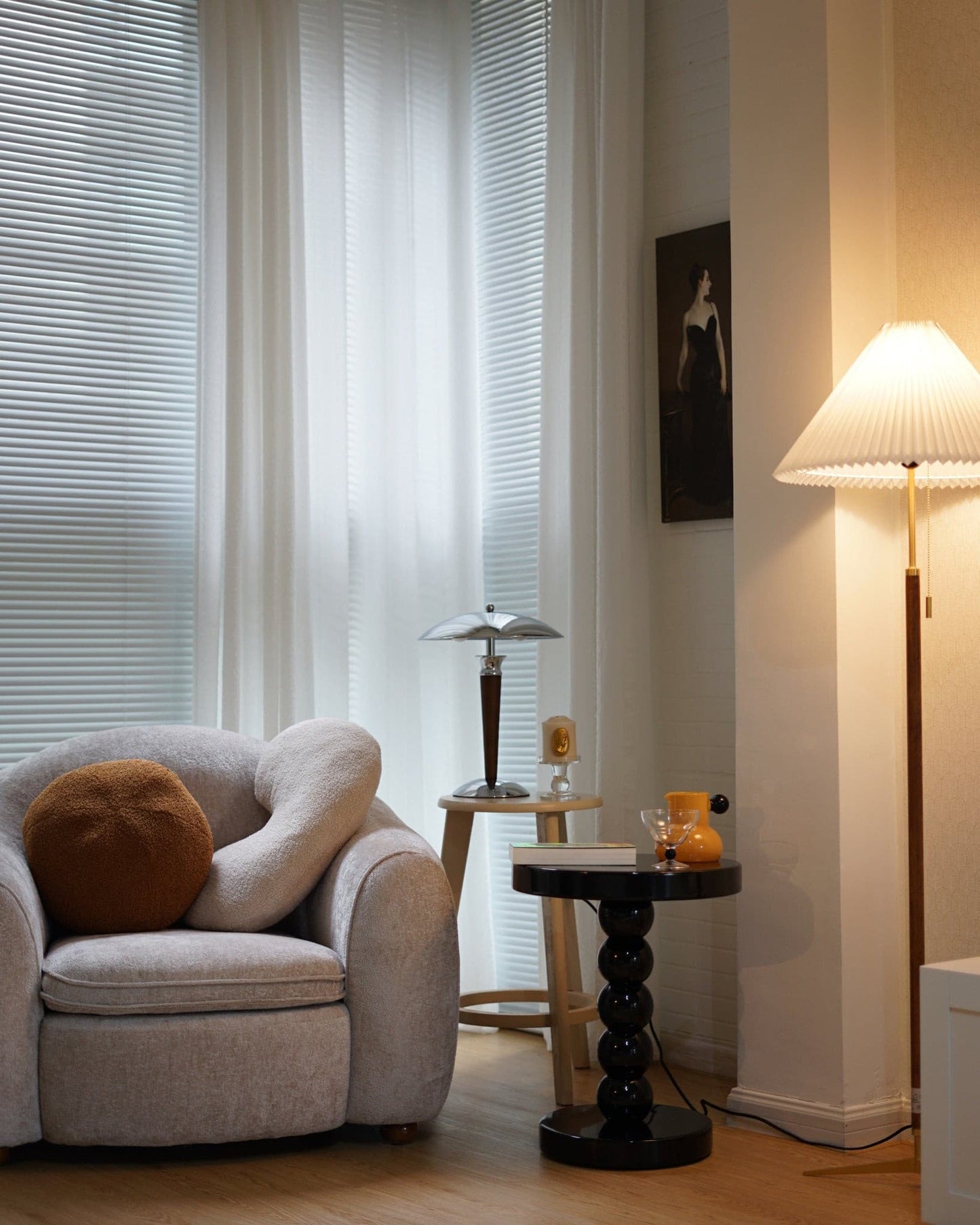 MinimalGlow - Scandinavian Pastel-Coloured Table Lamp