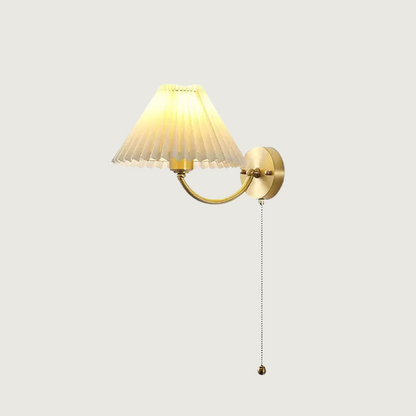 GoldenAura - Elegante Wandlampe