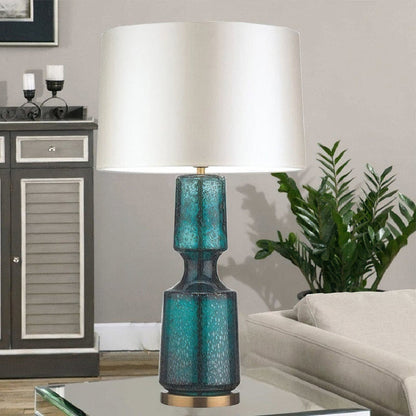 LuxAura – Elegante Lampada da Tavolo in Metallo e Vetro