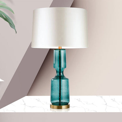 LuxAura – Elegante Lampada da Tavolo in Metallo e Vetro