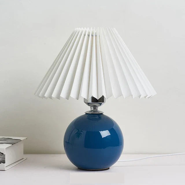 PleatedLume – Timeless Vintage Table Lamp