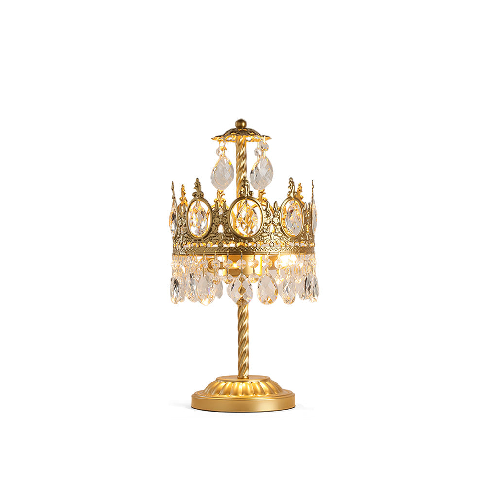 GleamAura – Elegante Lampada da Tavolo in Cristallo con Base Dorata