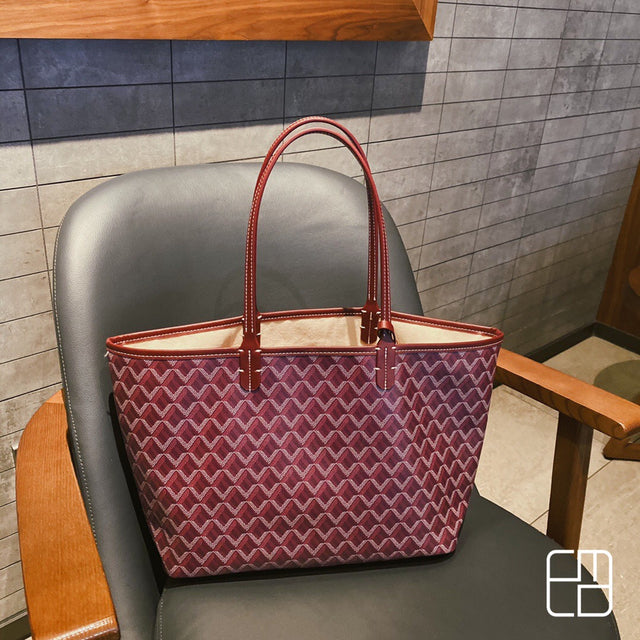 VivoLuxe | Elegant Versatile Fashion Handbag for Every Occasion 1