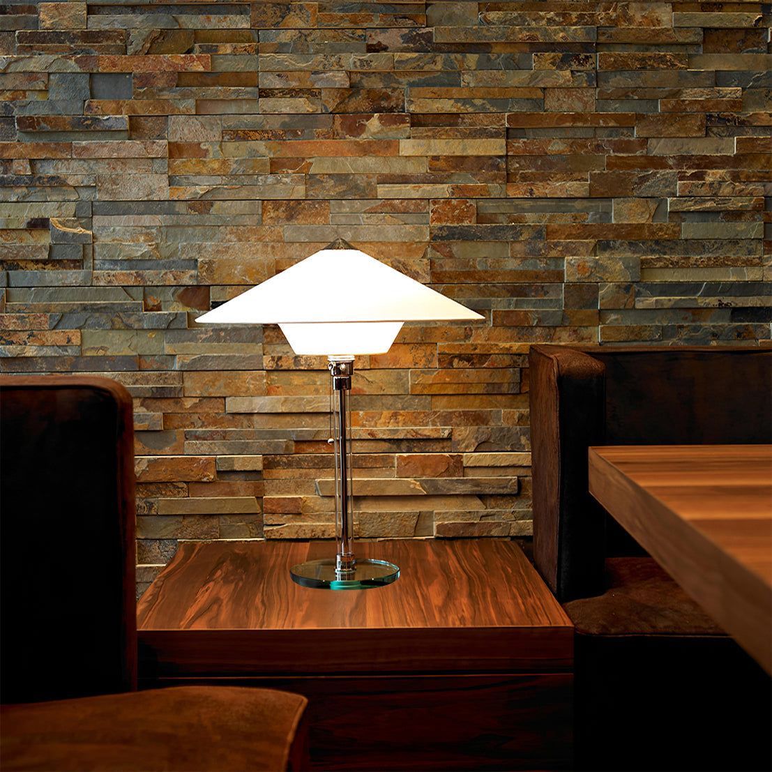 PureGlow - Sleek Table Lamp with Elegant Minimalist Design